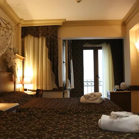 Grand Peninsula Otel