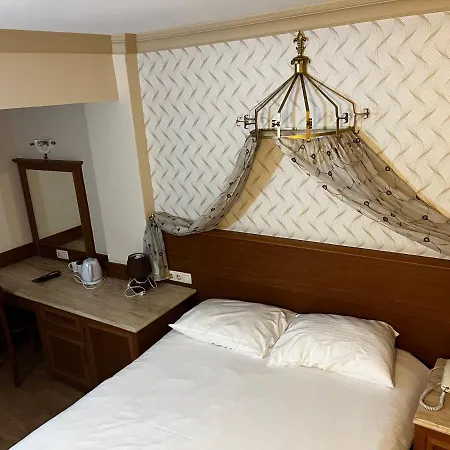 Grand Peninsula Otel