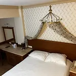 Grand Peninsula Otel